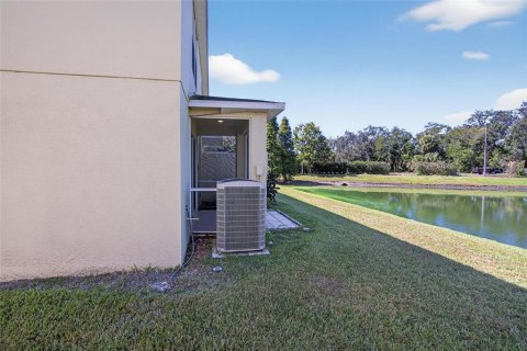 Townhouse in Riverview, Florida 3 bedrooms, 152.36 sq.m. № 2100821 - photo 25