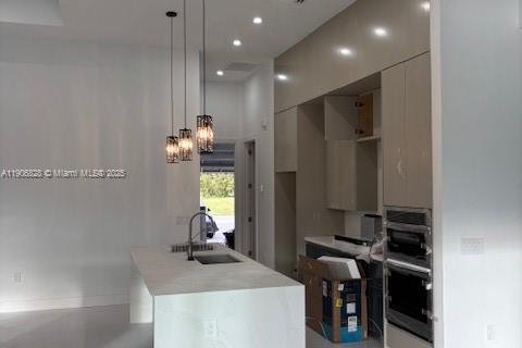 Casa en venta en Cape Coral, Florida, 4 dormitorios, 207.73 m2 № 1965798 - foto 7