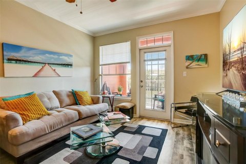 Condo in Tampa, Florida, 1 bedroom  № 1839062 - photo 11