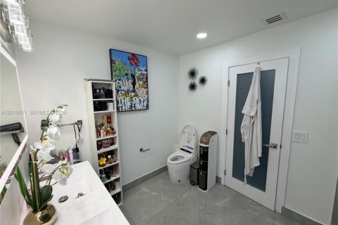 Villa ou maison à louer à Miami, Floride: 4 chambres, 170.94 m2 № 2085572 - photo 27