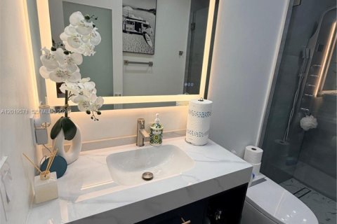 Villa ou maison à louer à Miami, Floride: 4 chambres, 170.94 m2 № 2085572 - photo 19