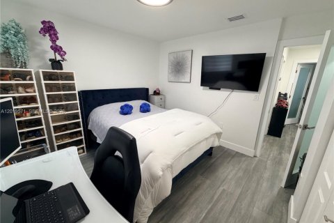 Villa ou maison à louer à Miami, Floride: 4 chambres, 170.94 m2 № 2085572 - photo 21