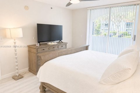 Copropriété à louer à Boca Raton, Floride: 2 chambres, 102.38 m2 № 2154389 - photo 13
