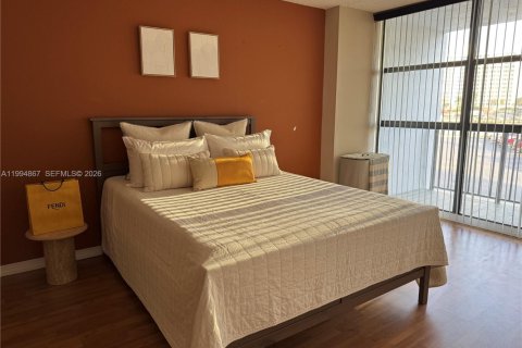 Condominio en venta en Hallandale Beach, Florida, 2 dormitorios, 99.87 m2 № 2062944 - foto 6