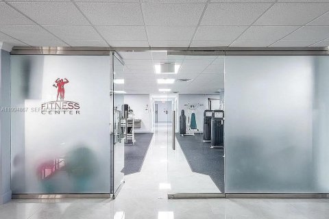 Condominio en venta en Hallandale Beach, Florida, 2 dormitorios, 99.87 m2 № 2062944 - foto 16