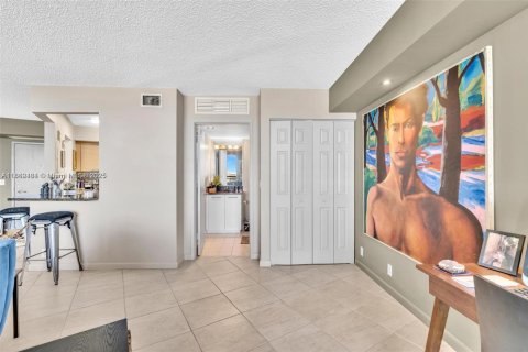 Copropriété à vendre à Aventura, Floride: 1 chambre, 102.56 m2 № 1896730 - photo 8