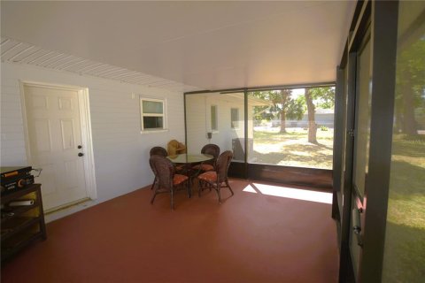 House in New Smyrna Beach, Florida 3 bedrooms, 73.58 sq.m. № 1636952 - photo 14