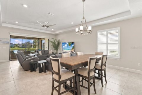 House in Palmetto, Florida 3 bedrooms, 168.34 sq.m. № 2425530 - photo 14