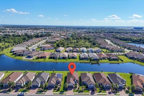 House in Palmetto, Florida 3 bedrooms, 168.34 sq.m. № 2425530 - photo 18