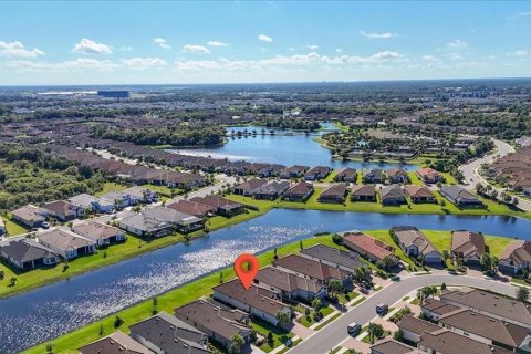 House in Palmetto, Florida 3 bedrooms, 168.34 sq.m. № 2425530 - photo 15