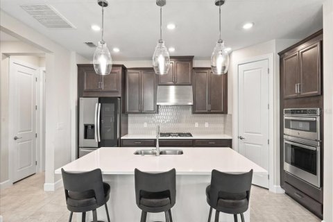 House in Palmetto, Florida 3 bedrooms, 168.34 sq.m. № 2425530 - photo 5