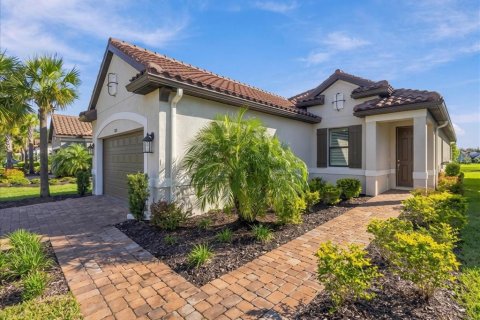 House in Palmetto, Florida 3 bedrooms, 168.34 sq.m. № 2425530 - photo 2