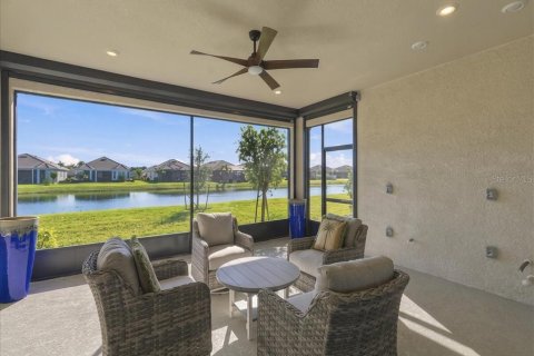 House in Palmetto, Florida 3 bedrooms, 168.34 sq.m. № 2425530 - photo 11