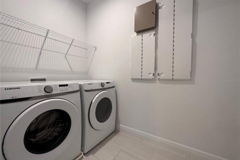 Adosado en alquiler en Orlando, Florida, 3 dormitorios, 189.52 m2 № 1903263 - foto 9