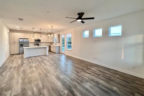 Touwnhouse à louer à Orlando, Floride: 3 chambres, 189.52 m2 № 1903263 - photo 3