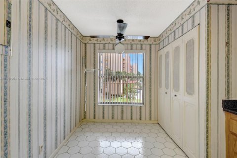 Condo in Delray Beach, Florida, 2 bedrooms  № 1858691 - photo 14