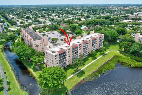 Condo in Delray Beach, Florida, 2 bedrooms  № 1858691 - photo 5