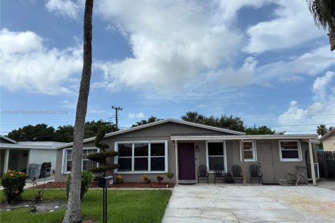 Casa en venta en Pompano Beach, Florida, 3 dormitorios, 110.55 m2 № 1845932 - foto 3