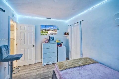 Casa en venta en Pompano Beach, Florida, 3 dormitorios, 110.55 m2 № 1845932 - foto 17