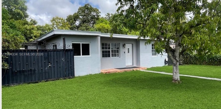 Casa en Miami, Florida 3 dormitorios, 93.65 m2 № 2062839