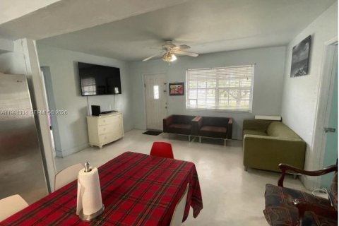 Casa en venta en Miami, Florida, 3 dormitorios, 93.65 m2 № 2062839 - foto 7