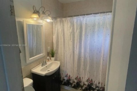 Casa en venta en Miami, Florida, 3 dormitorios, 93.65 m2 № 2062839 - foto 12