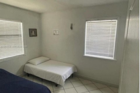 Casa en venta en Miami, Florida, 3 dormitorios, 93.65 m2 № 2062839 - foto 11
