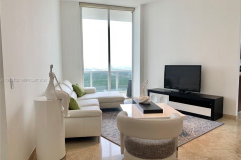 Condo in Sunny Isles Beach, Florida, 2 bedrooms  № 2052841 - photo 10