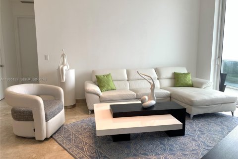 Condo in Sunny Isles Beach, Florida, 2 bedrooms  № 2052841 - photo 9
