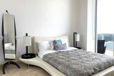 Condo in Sunny Isles Beach, Florida, 2 bedrooms  № 2052841 - photo 30