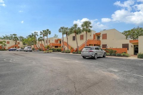 Condo in Bradenton, Florida, 2 bedrooms  № 1534573 - photo 2
