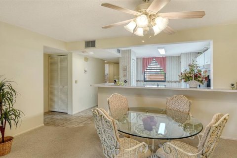 Condo in Bradenton, Florida, 2 bedrooms  № 1534573 - photo 13