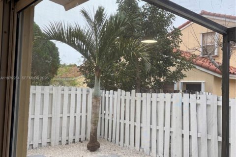 Casa en alquiler en Sunrise, Florida, 3 dormitorios, 151.24 m2 № 2064419 - foto 19