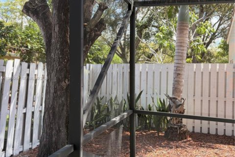 Casa en alquiler en Sunrise, Florida, 3 dormitorios, 151.24 m2 № 2064419 - foto 21