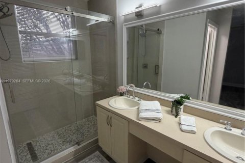 Casa en alquiler en Sunrise, Florida, 3 dormitorios, 151.24 m2 № 2064419 - foto 27