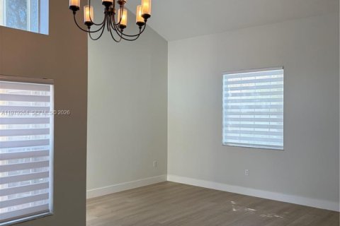 Casa en alquiler en Sunrise, Florida, 3 dormitorios, 151.24 m2 № 2064419 - foto 6