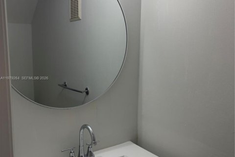 Casa en alquiler en Sunrise, Florida, 3 dormitorios, 151.24 m2 № 2064419 - foto 13