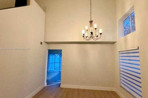 Casa en alquiler en Sunrise, Florida, 3 dormitorios, 151.24 m2 № 2064419 - foto 4