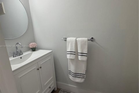 Casa en alquiler en Sunrise, Florida, 3 dormitorios, 151.24 m2 № 2064419 - foto 12