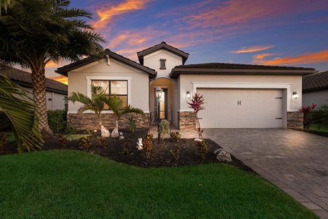 House in Lakewood Ranch, Florida 3 bedrooms, 204.2 sq.m. № 1653829 - photo 2
