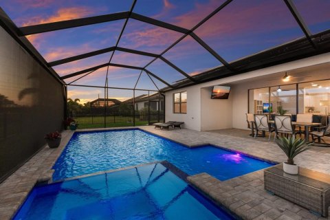 House in Lakewood Ranch, Florida 3 bedrooms, 204.2 sq.m. № 1653829 - photo 13