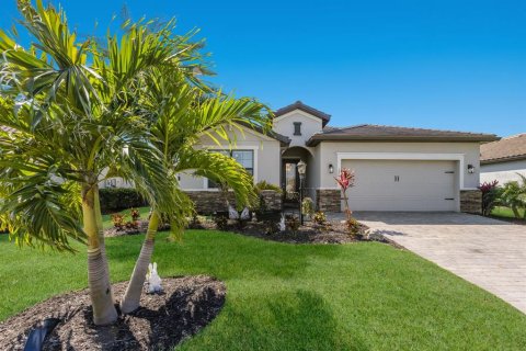 House in Lakewood Ranch, Florida 3 bedrooms, 204.2 sq.m. № 1653829 - photo 18