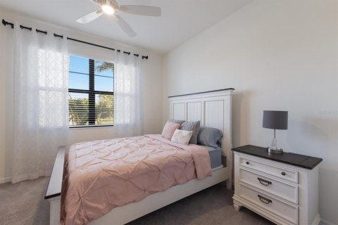 House in Lakewood Ranch, Florida 3 bedrooms, 204.2 sq.m. № 1653829 - photo 26