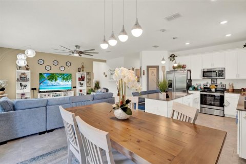 Villa ou maison à vendre à Groveland, Floride: 4 chambres, 171.22 m2 № 1662729 - photo 17