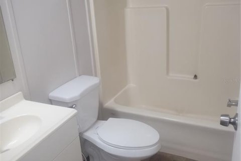 Appartement à louer à Summerfield, Floride: 2 chambres, 62.43 m2 № 2402806 - photo 9