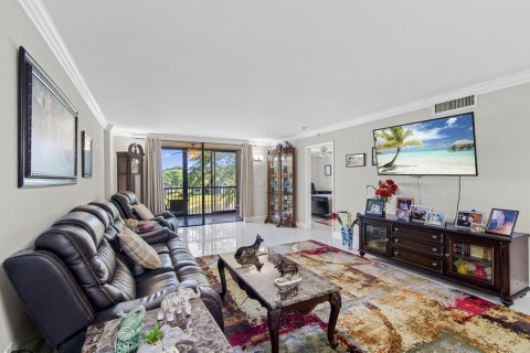 Condo in Delray Beach, Florida, 2 bedrooms  № 2246240 - photo 10