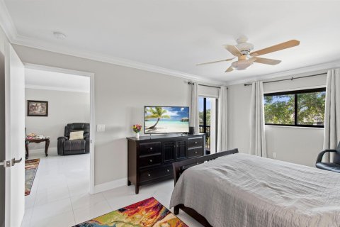 Condo in Delray Beach, Florida, 2 bedrooms  № 2246240 - photo 17