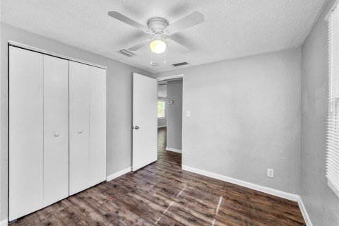 Снять в аренду виллу или дом в Пинеллас-Парк, Флорида 1 комната, 107.02м2, № 1872825 - фото 16