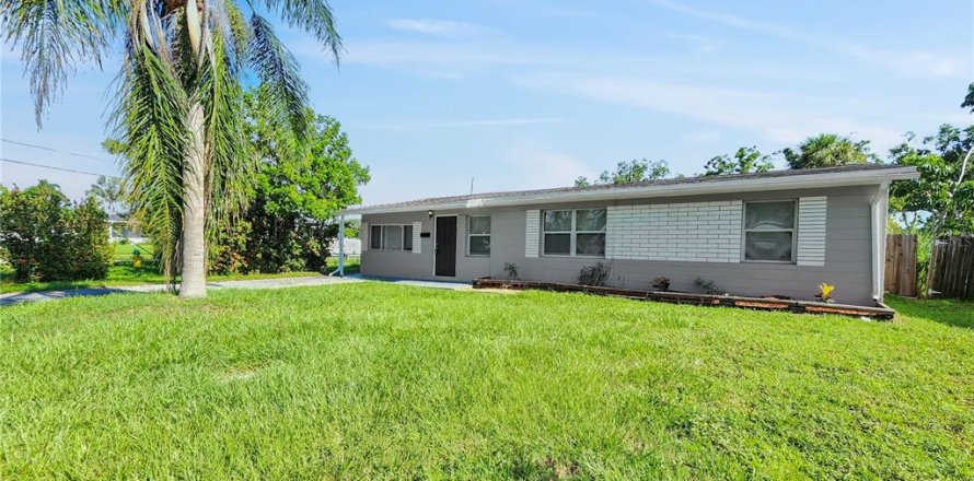 Casa en Pinellas Park, Florida 3 dormitorios, 107.02 m2 № 1872825