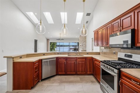 Villa ou maison à vendre à Ocoee, Floride: 5 chambres, 223.34 m2 № 2429464 - photo 11
